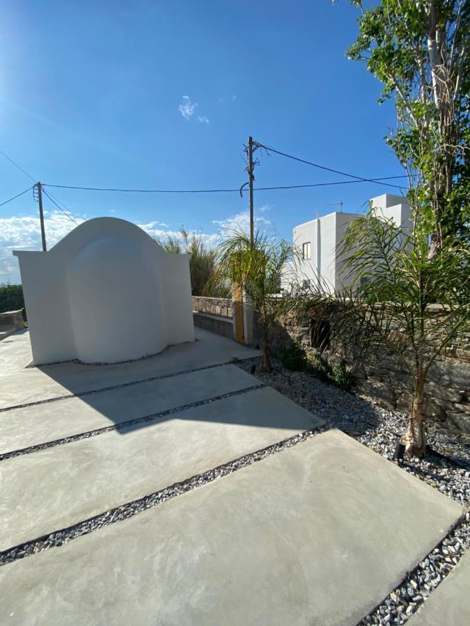 Galanado Villa Agrabely & Suites מראה חיצוני תמונה