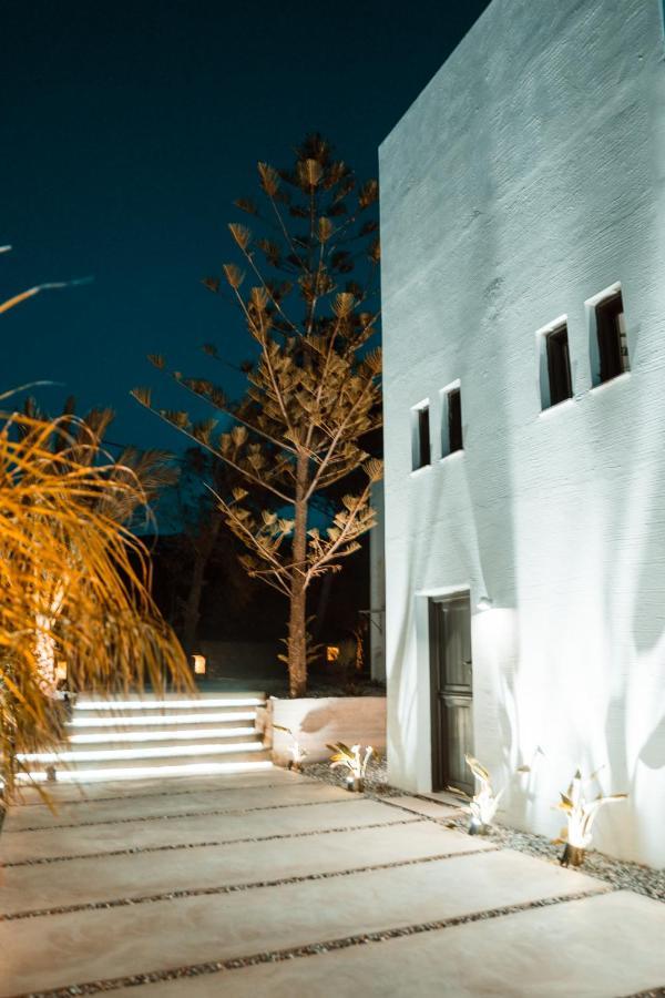 Galanado Villa Agrabely & Suites מראה חיצוני תמונה