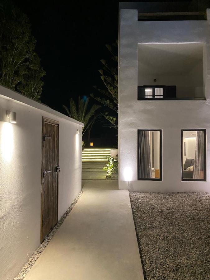 Galanado Villa Agrabely & Suites מראה חיצוני תמונה