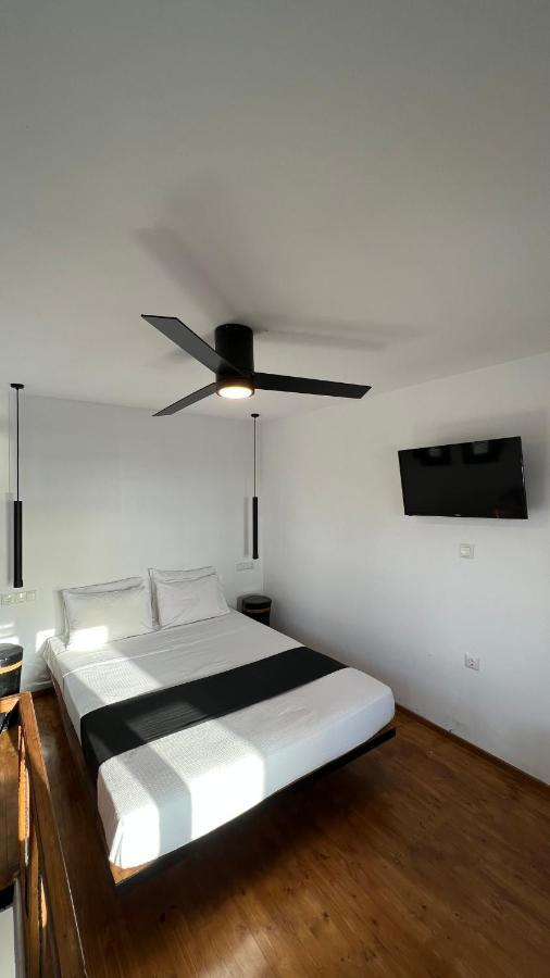 Galanado Villa Agrabely & Suites מראה חיצוני תמונה