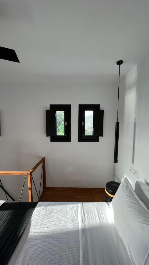 Galanado Villa Agrabely & Suites מראה חיצוני תמונה