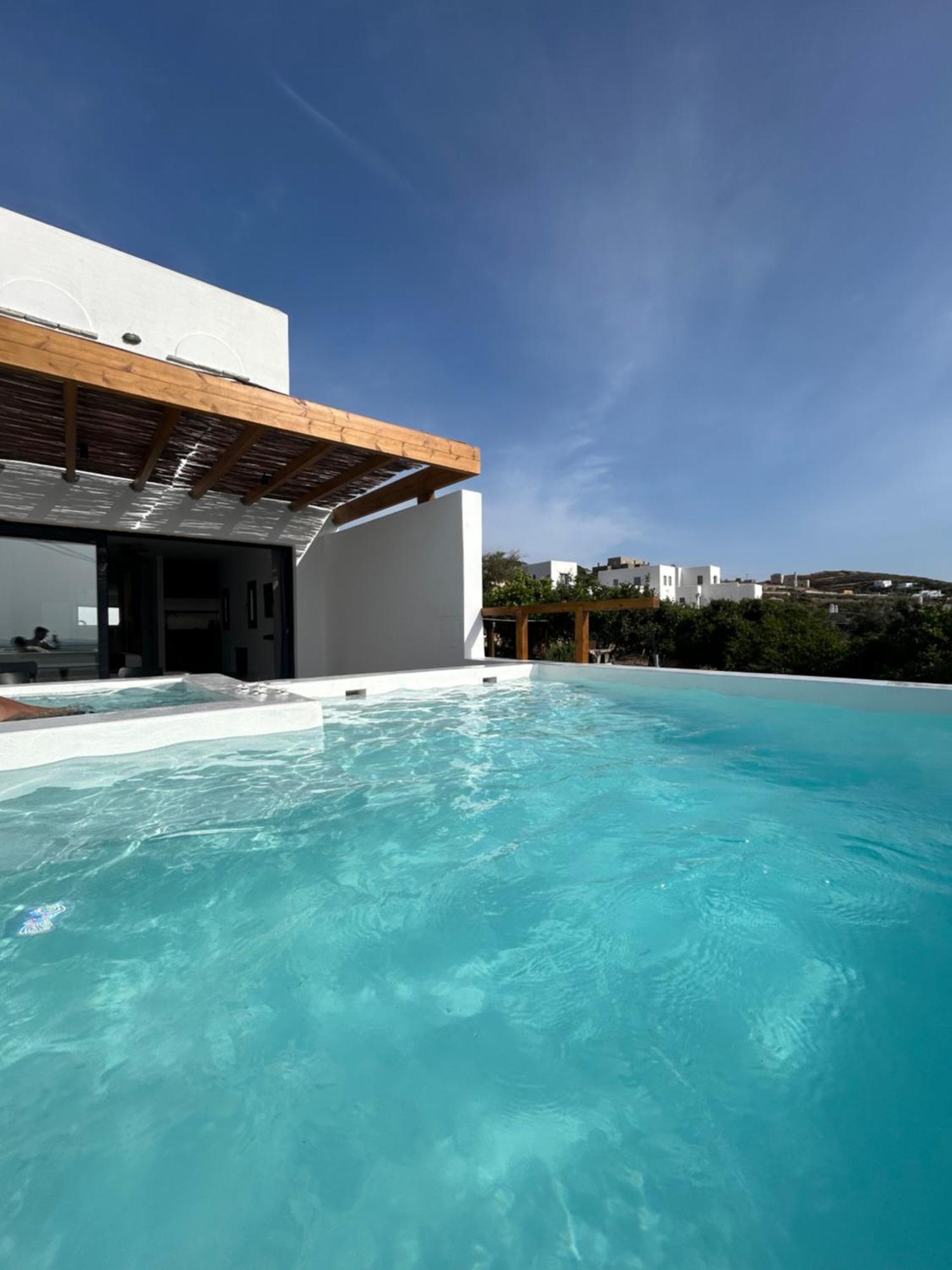 Galanado Villa Agrabely & Suites מראה חיצוני תמונה